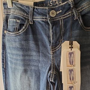 Vanilla Star NWT Skinny jeans size 7